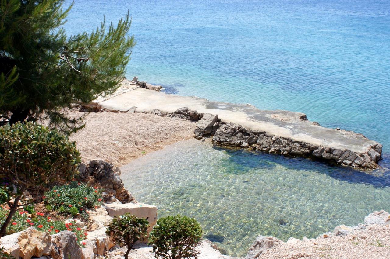 Apartments With A Parking Space Mandre, Pag - 6405 Kolan Εξωτερικό φωτογραφία